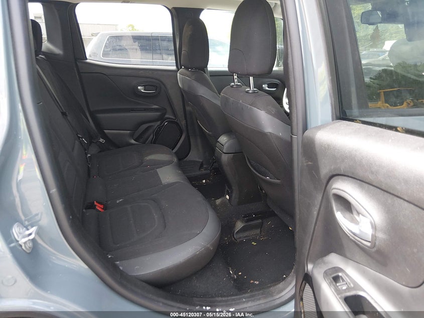 2017 Jeep Renegade VIN ZACCJBBB4HPF61988 IAAI salvage auction — LEFT & RIGHT, Salvage (Massachusetts), sold $425 on 2026-08-20 (photo 8)