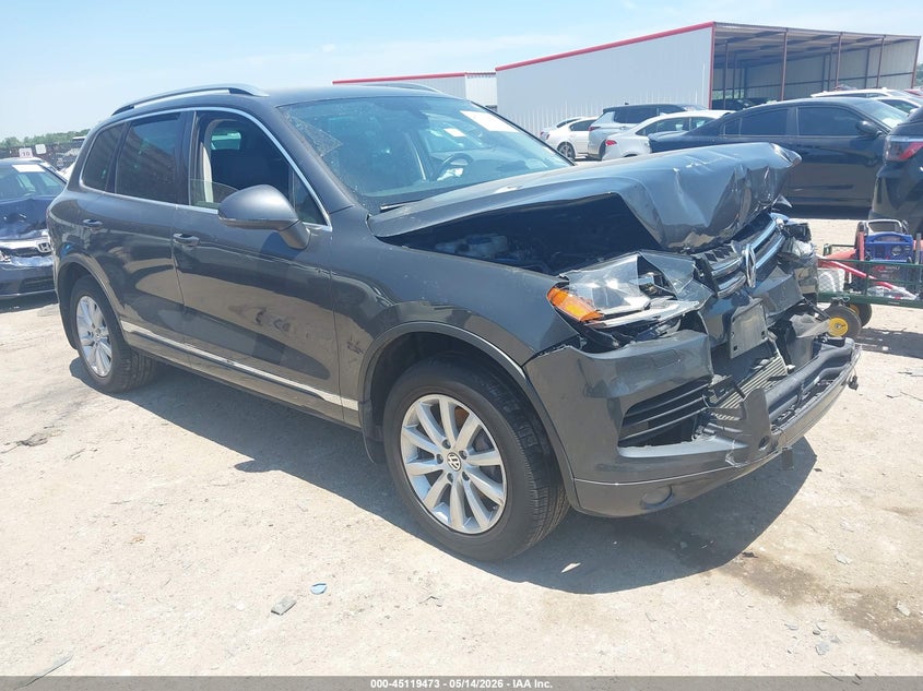 2012 Volkswagen Touareg VIN WVGFF9BP7CD002442 IAAI salvage auction — FRONT END, Salvage (Texas), sold $700 on 2026-07-14 (photo 1)