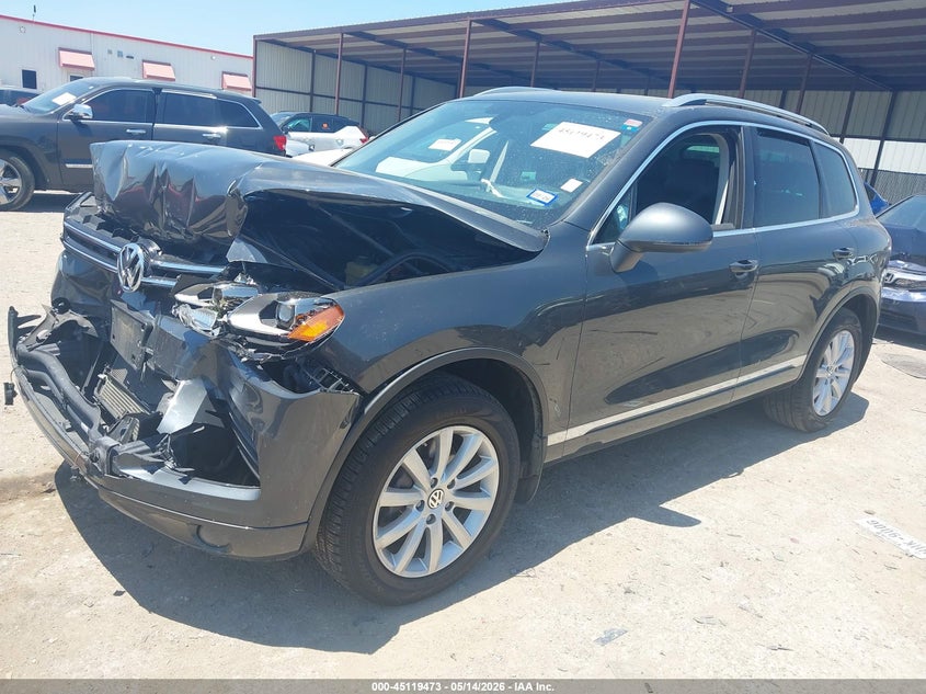 2012 Volkswagen Touareg VIN WVGFF9BP7CD002442 IAAI salvage auction — FRONT END, Salvage (Texas), sold $700 on 2026-07-14 (photo 2)