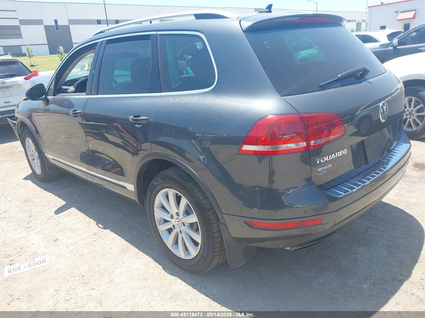 2012 Volkswagen Touareg VIN WVGFF9BP7CD002442 IAAI salvage auction — FRONT END, Salvage (Texas), sold $700 on 2026-07-14 (photo 3)