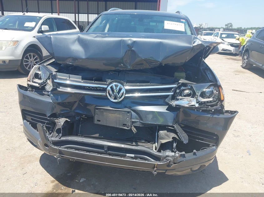 2012 Volkswagen Touareg VIN WVGFF9BP7CD002442 IAAI salvage auction — FRONT END, Salvage (Texas), sold $700 on 2026-07-14 (photo 6)