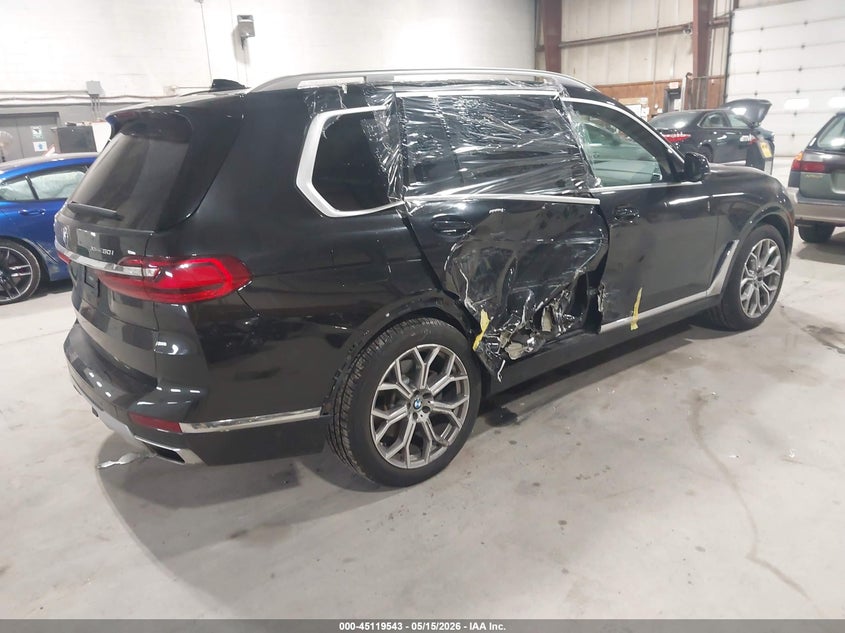 2019 BMW X7 VIN 5UXCX4C56KLS36238 IAAI salvage auction — RIGHT SIDE, Salvage Title, sold $17,050 on 2026-08-26 (photo 4)