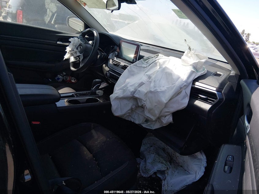 2024 Nissan Altima VIN 1N4BL4DV0RN373848 IAAI salvage auction — BIO HAZARD, Salvage Title, sold $4,250 on 2026-08-25 (photo 5)