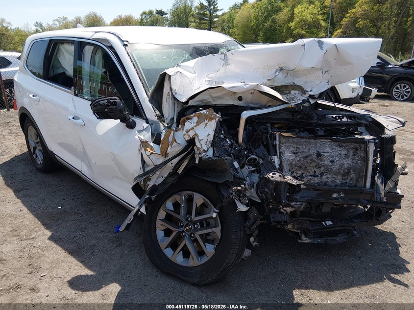 2023 Kia Telluride VIN 5XYP2DGC1PG366781 IAAI salvage auction — FRONT END, Salvage (Massachusetts), sold $2,200 on 2026-07-28 (photo 1)