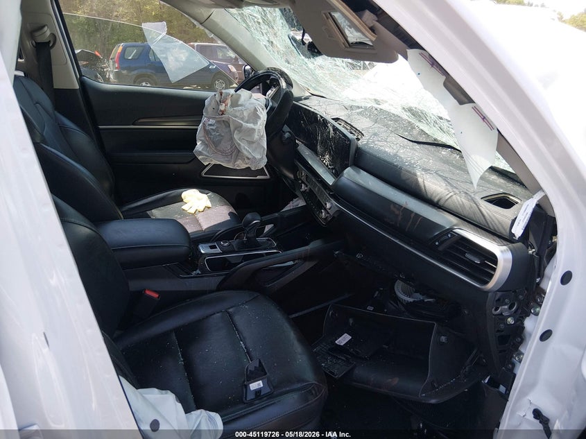 2023 Kia Telluride VIN 5XYP2DGC1PG366781 IAAI salvage auction — FRONT END, Salvage (Massachusetts), sold $2,200 on 2026-07-28 (photo 5)