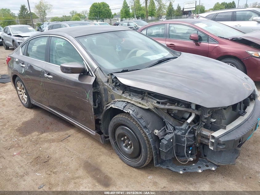 2016 Nissan Altima VIN 1N4AL3AP0GN338011 IAAI salvage auction — RIGHT FRONT, Clear (Michigan), sold $900 on 2026-08-01 (photo 1)