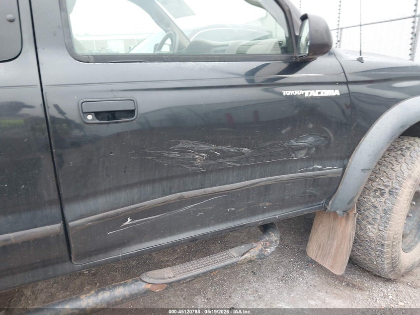 2004 Toyota Tacoma VIN 5TESN92N64Z311364 IAAI salvage auction — RIGHT SIDE, Salvage (Oklahoma), sold $2,450 on 2026-07-15 (photo 6)