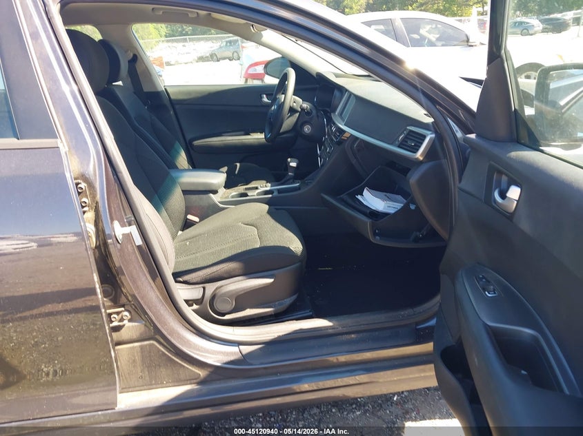 2019 Kia Optima VIN 5XXGT4L31KG302059 IAAI salvage auction — REAR END, Salvage (Georgia), sold $2,300 on 2026-07-08 (photo 5)
