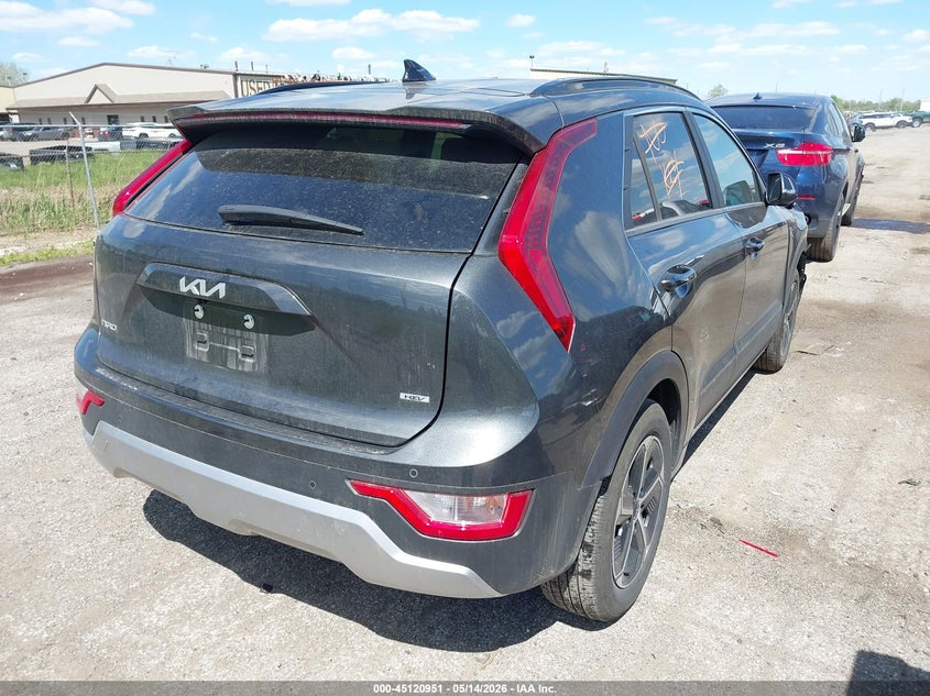 2025 Kia Niro VIN KNDCR3LE2S5257601 IAAI salvage auction — RIGHT FRONT, Salvage (Michigan), sold $8,250 on 2026-07-30 (photo 4)