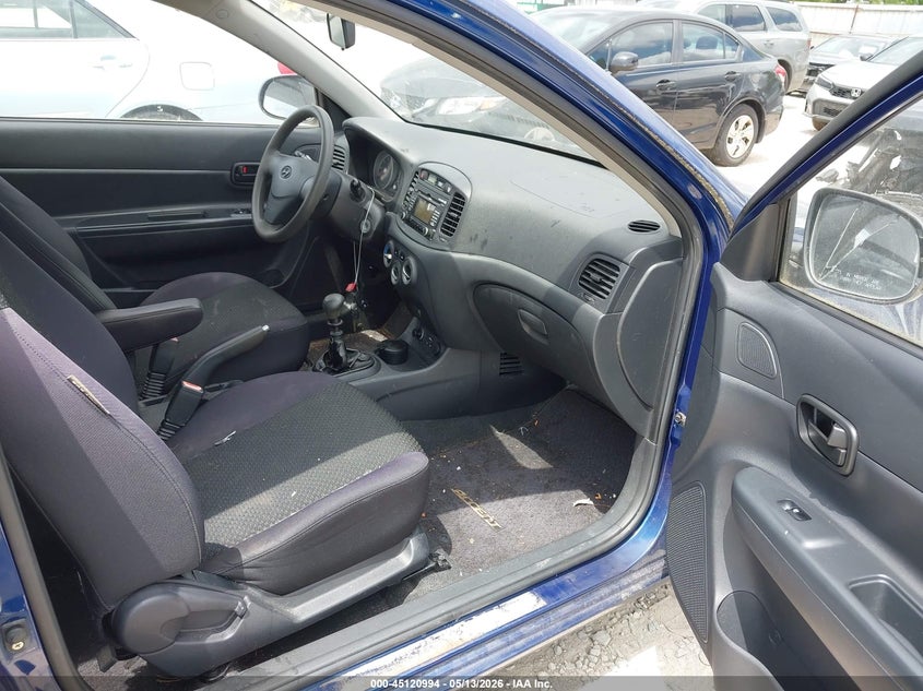 2010 Hyundai Accent VIN KMHCM3AC0AU158128 IAAI salvage auction — NORMAL WEAR, Salvage (Texas), sold $450 on 2026-07-29 (photo 5)