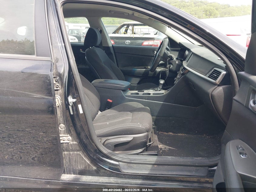 2020 Kia Optima VIN 5XXGT4L38LG394532 IAAI salvage auction — HAIL, Salvage Title, sold $3,400 on 2026-07-13 (photo 5)