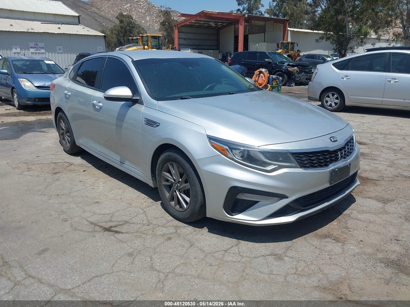 2020 Kia Optima VIN 5XXGT4L3XLG431306 IAAI salvage auction — UNKNOWN, Salvage (California), sold $775 on 2026-07-28 (photo 1)