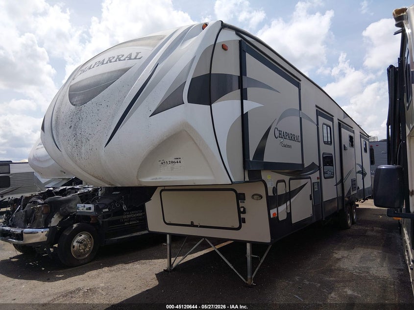 2016 Chaparral 371mbrb VIN 5ZT3CH2B4GA313265 IAAI salvage auction — SIDE, Original (Texas), sold $5,600 on 2026-08-11 (photo 2)