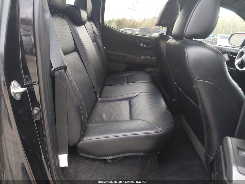 2019 Toyota Tacoma VIN 5TFCZ5AN5KX182900 IAAI salvage auction — FRONT END, Salvage (Maine), sold $13,000 on 2026-07-27 (photo 8)