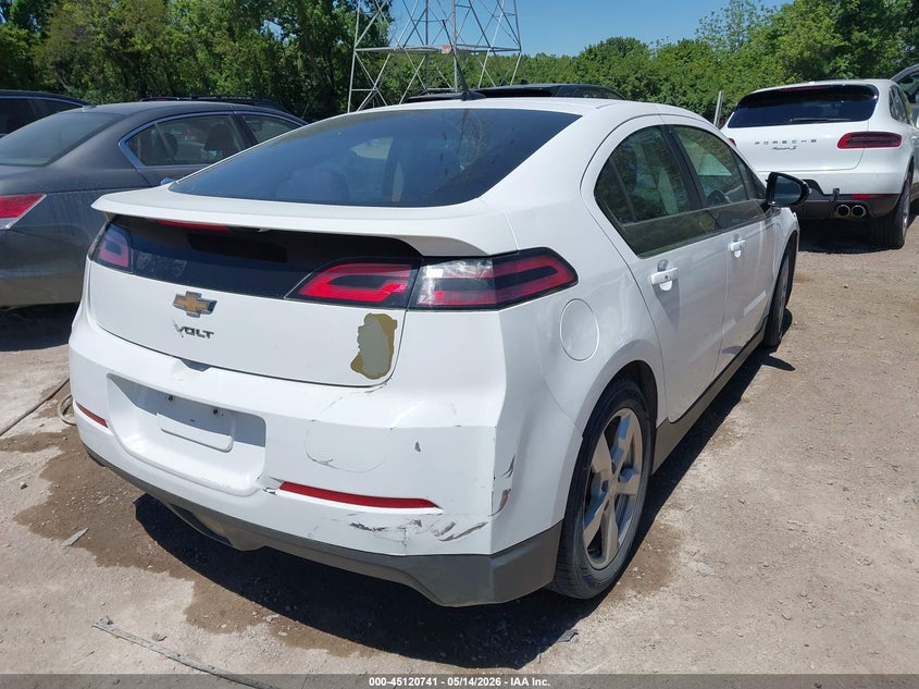 2013 Chevrolet Volt VIN 1G1RA6E46DU127488 IAAI salvage auction — FRONT & REAR, Clear (Indiana), sold $550 on 2026-07-10 (photo 6)