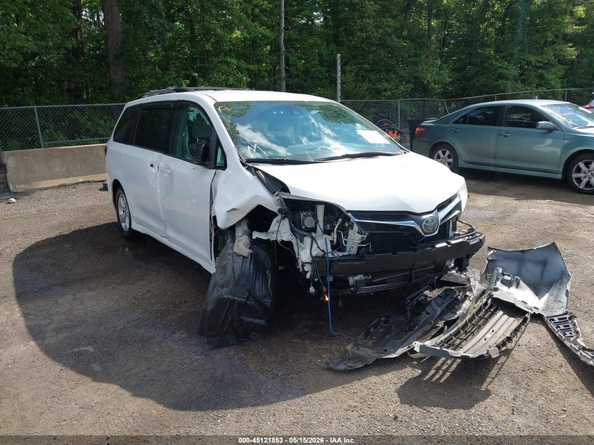 2018 Toyota Sienna VIN 5TDKZ3DC9JS939750 IAAI salvage auction — FRONT END, Salvage - Greater Than 75% (Maryland), sold $4,600 on 2026-07-08 (photo 1)