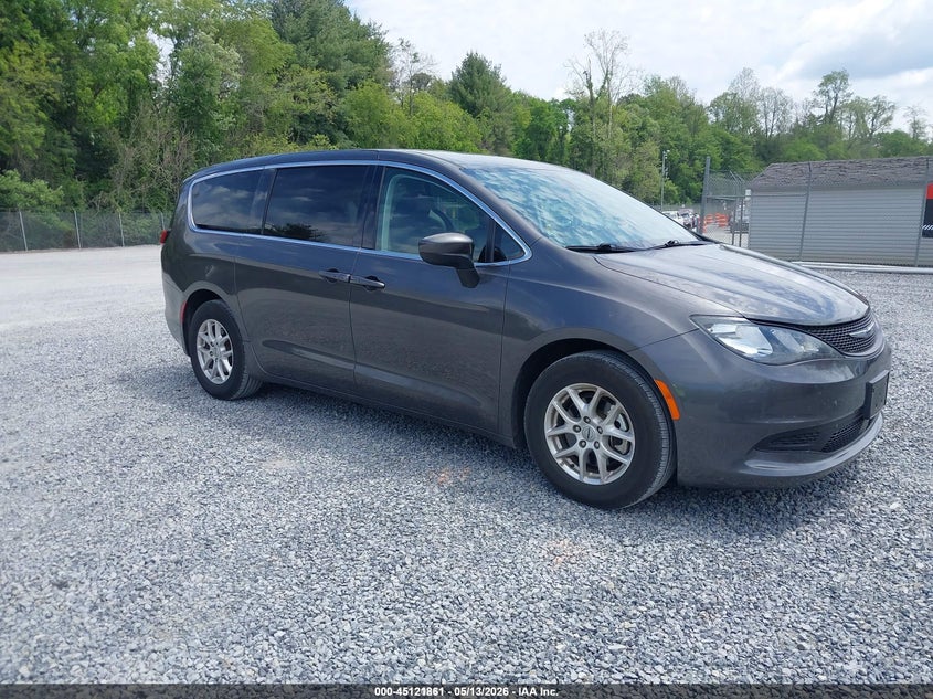 2022 Chrysler Voyager VIN 2C4RC1CG0NR132394 IAAI salvage auction — NORMAL WEAR, Sf97 (Virginia), sold $12,500 on 2026-07-31 (photo 1)