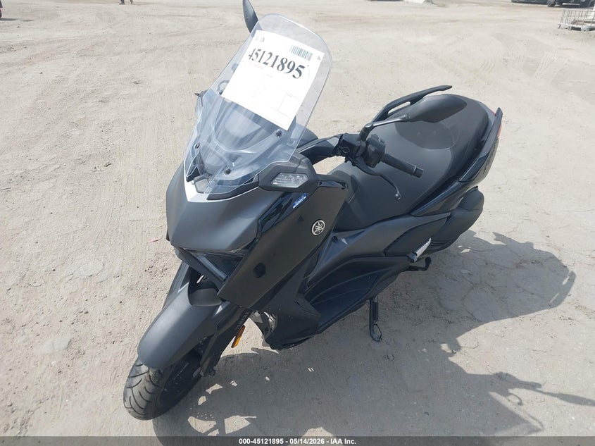 2025 Yamaha VIN MH3SH23YXSK001132 IAAI salvage auction — RIGHT SIDE, Salvage (California), sold $1,725 on 2026-07-15 (photo 2)