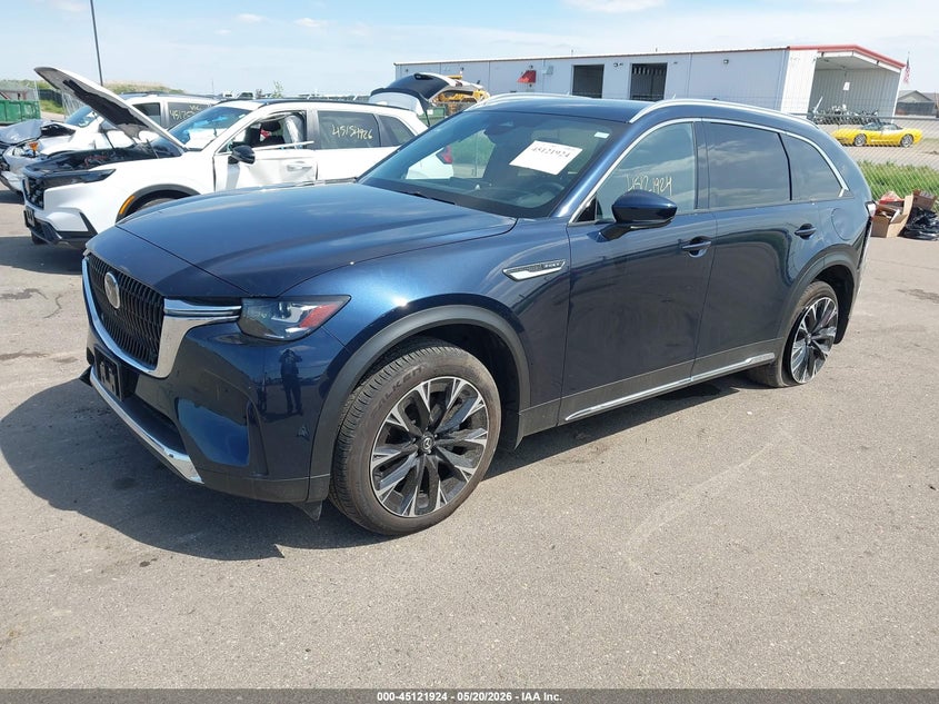 2025 Mazda Cx-90 VIN JM3KKEHA8S1207768 IAAI salvage auction — RIGHT SIDE, Salvage (Minnesota), sold $9,900 on 2026-07-29 (photo 2)