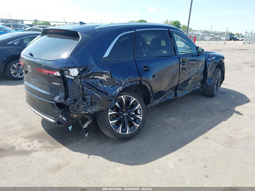 2025 Mazda Cx-90 VIN JM3KKEHA8S1207768 IAAI salvage auction — RIGHT SIDE, Salvage (Minnesota), sold $9,900 on 2026-07-29 (photo 4)