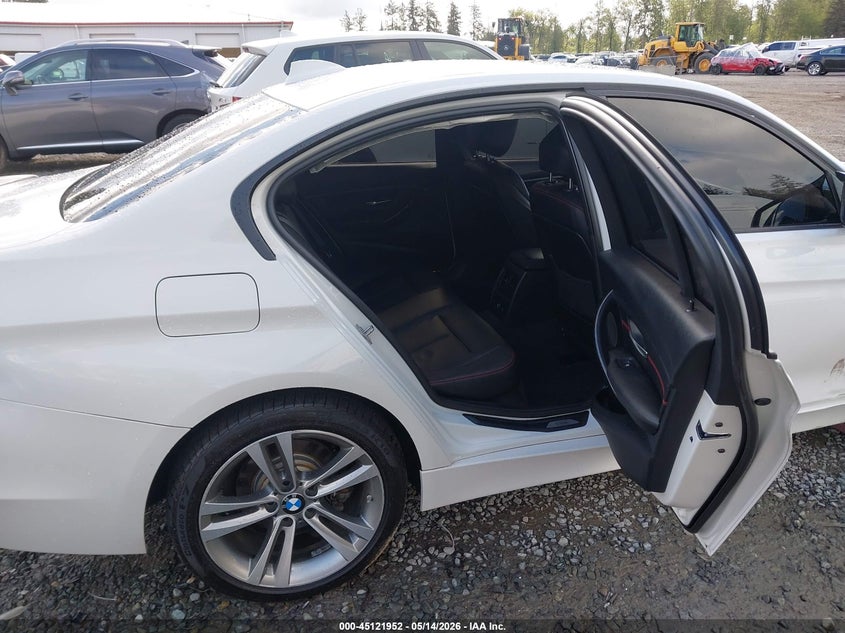 2013 BMW 3er VIN WBA3B3C5XDF531626 IAAI salvage auction — RIGHT FRONT, Bill Of Sale (Washington), sold $1,050 on 2026-08-05 (photo 8)