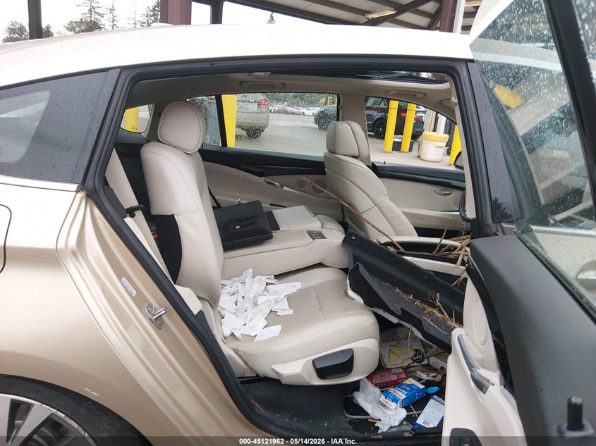 2013 BMW 5er VIN WBASP0C54DC987960 IAAI salvage auction — FRONT & REAR, Bill Of Sale (Washington), sold $375 on 2026-07-15 (photo 8)