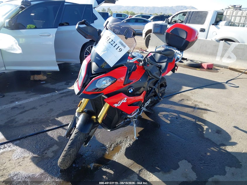 2016 BMW S 1000 VIN WB10D1303GZ463033 IAAI salvage auction — LEFT FRONT, Salvage (Arizona), sold $2,600 on 2026-07-07 (photo 2)