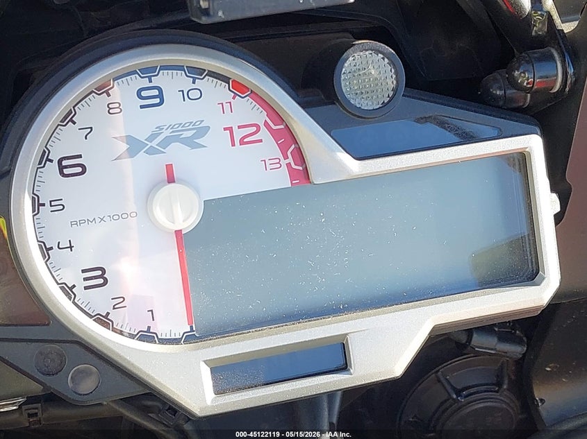 2016 BMW S 1000 VIN WB10D1303GZ463033 IAAI salvage auction — LEFT FRONT, Salvage (Arizona), sold $2,600 on 2026-07-07 (photo 7)
