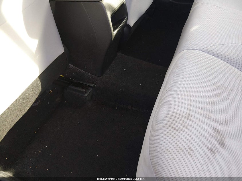 2020 Toyota Corolla VIN 5YFEPRAE1LP027959 IAAI salvage auction — RIGHT SIDE, Clear (South Carolina), sold $4,000 on 2026-07-28 (photo 8)