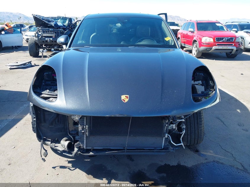 2017 Porsche Macan VIN WP1AA2A59HLB00954 IAAI salvage auction — FRONT END, Salvage (Oregon), sold $7,550 on 2026-08-11 (photo 6)