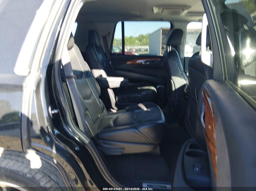 2015 Cadillac Escalade VIN 1GYS4CKJ4FR179520 IAAI salvage auction — RIGHT SIDE, Salvage Title, sold $6,200 on 2026-08-21 (photo 8)