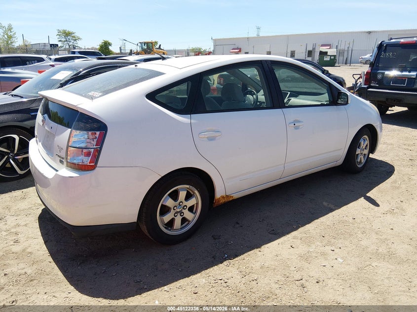 2005 Toyota Prius VIN JTDKB20U950122705 IAAI salvage auction — NORMAL WEAR, Clear (Illinois), sold $375 on 2026-07-29 (photo 4)