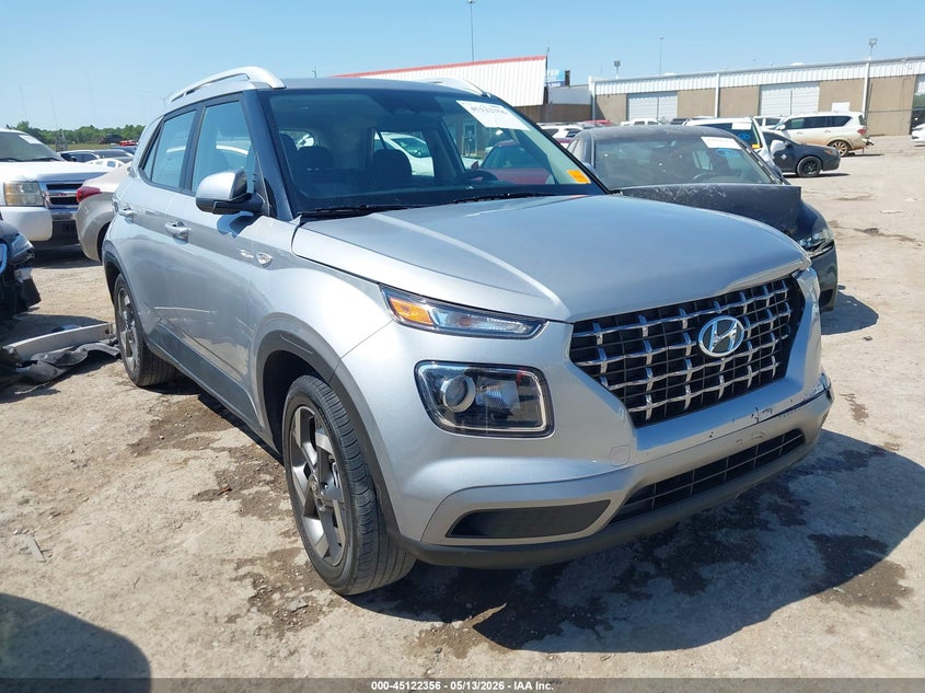 2025 Hyundai Venue VIN KMHRC8A34SU388363 IAAI salvage auction — FRONT & REAR, Clear (Oklahoma), sold $7,375 on 2026-07-22 (photo 1)