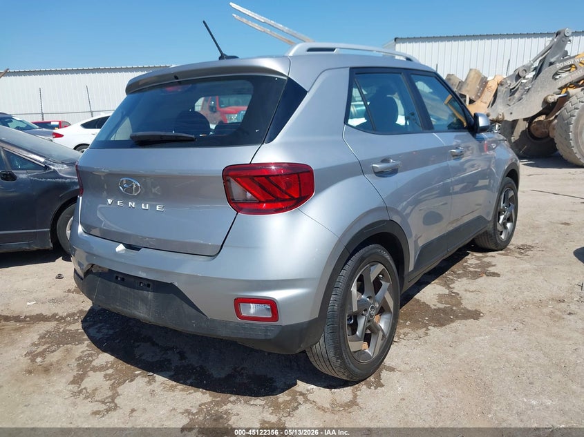 2025 Hyundai Venue VIN KMHRC8A34SU388363 IAAI salvage auction — FRONT & REAR, Clear (Oklahoma), sold $7,375 on 2026-07-22 (photo 4)