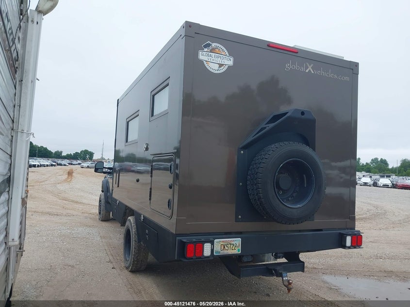 2017 Ford F-550 chassis VIN 1FD0X5HT6HEC11219 IAAI salvage auction — SIDE, Clear (Missouri), sold $60,500 on 2026-07-28 (photo 3)