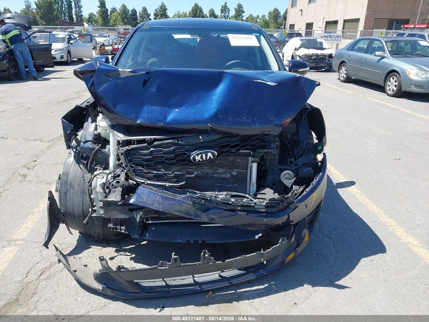 2020 Kia Sorento VIN 5XYPG4A5XLG616671 IAAI salvage auction — FRONT & REAR, Salvage (California), sold $1,100 on 2026-07-20 (photo 6)