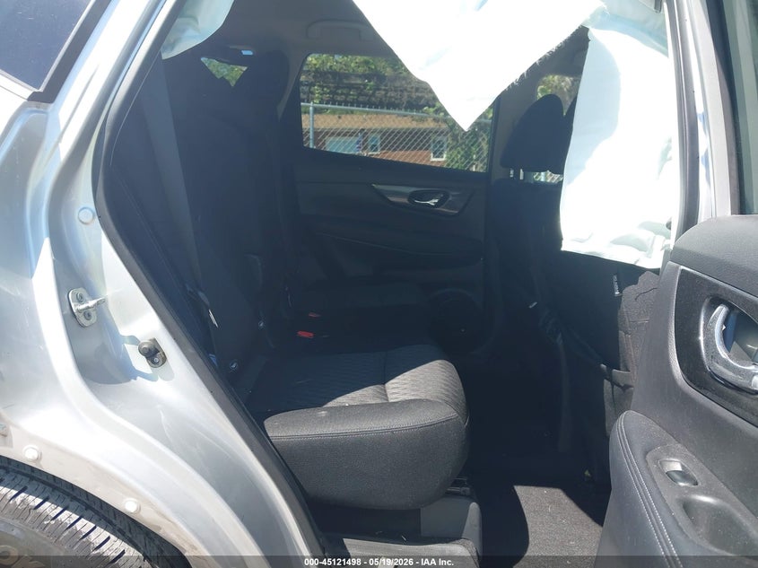2017 Nissan Rogue VIN KNMAT2MV6HP611683 IAAI salvage auction — FRONT END, Salvage (Virginia), sold $975 on 2026-07-14 (photo 8)