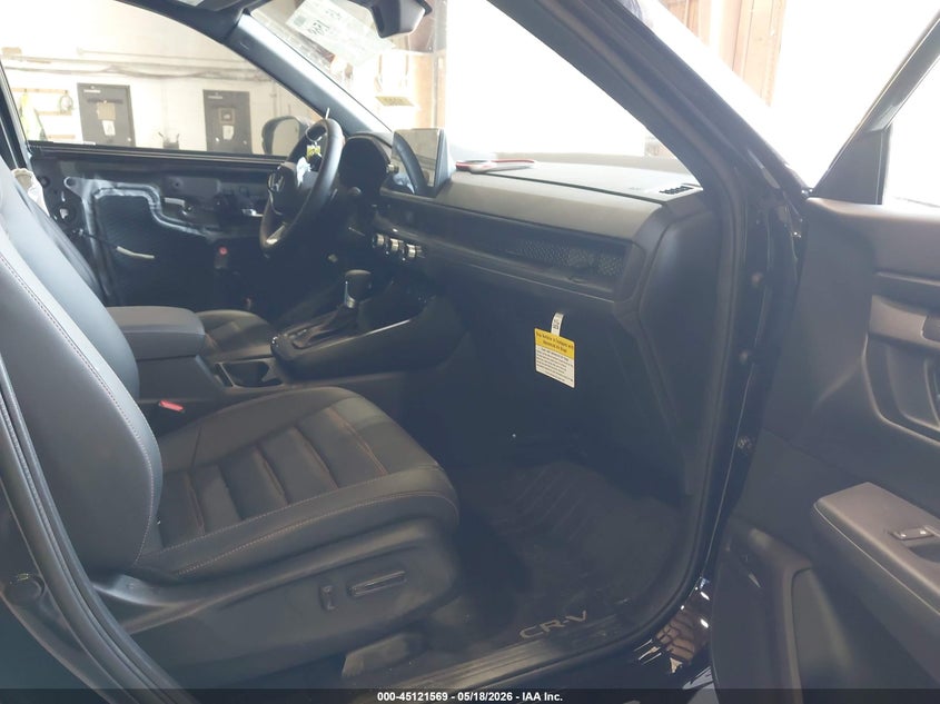 2026 Honda Cr-v VIN 7FARS6H82TE076554 IAAI salvage auction — FRONT & REAR, Mv-907A (New York), sold $14,300 on 2026-07-29 (photo 5)
