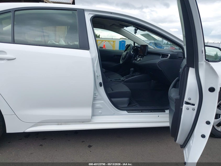 2026 Toyota Corolla VIN JTDB4MEE9T3037172 IAAI salvage auction — REAR END, Salvage (Oregon), sold $9,100 on 2026-07-14 (photo 5)