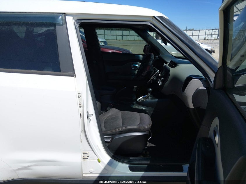 2016 Kia Soul VIN KNDJP3A5XG7367856 IAAI salvage auction — NORMAL WEAR, Clear (Montana), sold $975 on 2026-07-16 (photo 5)