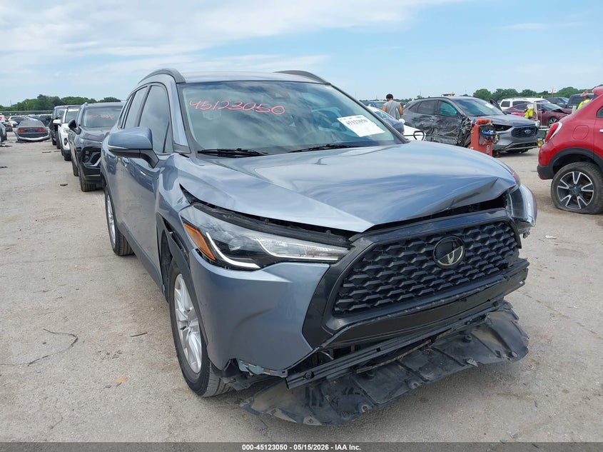 2022 Toyota Corolla cross VIN 7MUCAAAG9NV009544 IAAI salvage auction — FRONT END, Original (Texas), sold $5,200 on 2026-07-28 (photo 1)