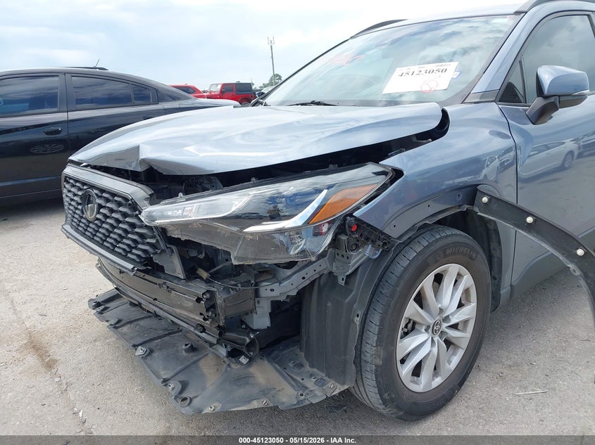 2022 Toyota Corolla cross VIN 7MUCAAAG9NV009544 IAAI salvage auction — FRONT END, Original (Texas), sold $5,200 on 2026-07-28 (photo 6)