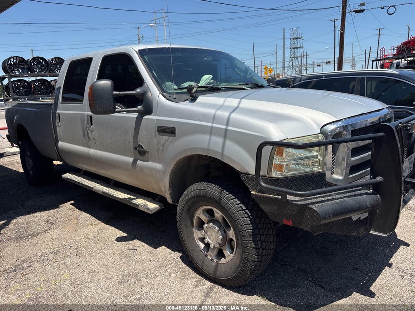 2005 Ford F-350 VIN 1FTWW31P65EA12539 IAAI salvage auction — NORMAL WEAR, Clear (Texas), sold $700 on 2026-07-09 (photo 1)
