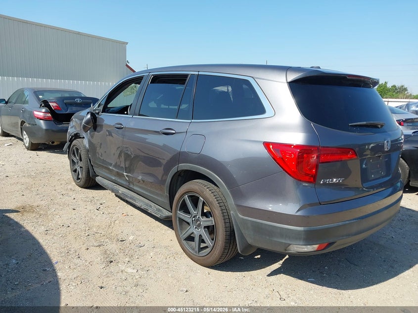 2017 Honda Pilot VIN 5FNYF5H68HB036345 IAAI salvage auction — LEFT SIDE, Original (Texas), sold $4,550 on 2026-07-09 (photo 3)