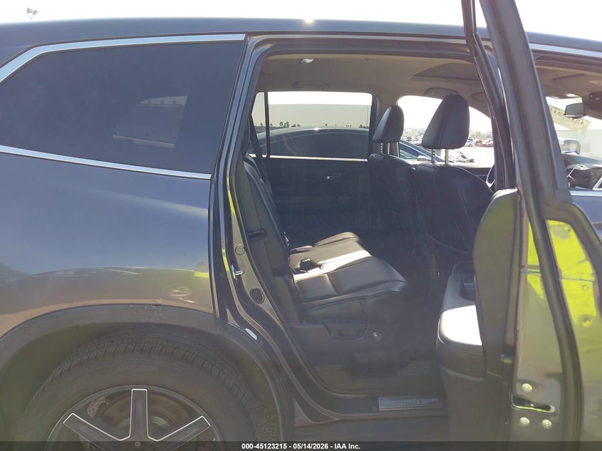 2017 Honda Pilot VIN 5FNYF5H68HB036345 IAAI salvage auction — LEFT SIDE, Original (Texas), sold $4,550 on 2026-07-09 (photo 8)