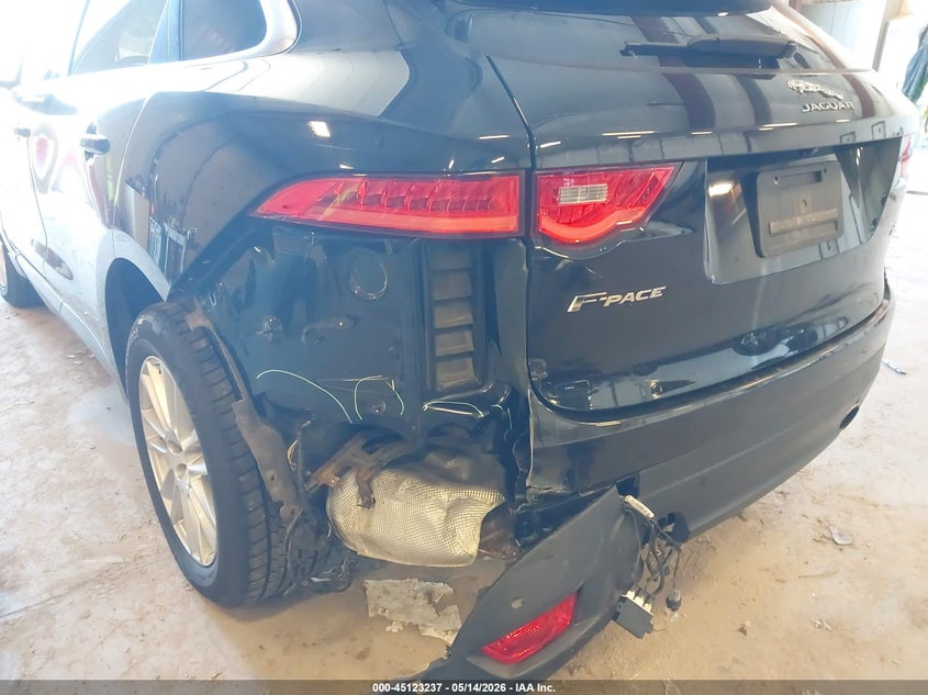 2018 Jaguar F-pace VIN SADCK2EV6JA271183 IAAI salvage auction — REAR END, Clear (Michigan), sold $5,000 on 2026-07-10 (photo 6)