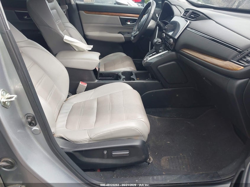 2018 Honda Cr-v VIN 7FARW1H8XJE025680 IAAI salvage auction — SIDE, Salvage (Massachusetts), sold $5,600 on 2026-07-25 (photo 5)