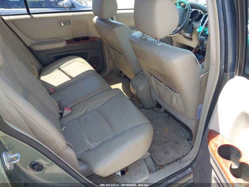 2006 Toyota Highlander VIN JTEEP21A460176526 IAAI salvage auction — NORMAL WEAR, Clear (Virginia), sold $1,050 on 2026-07-07 (photo 8)