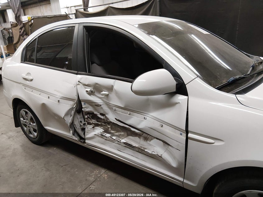2008 Hyundai Accent VIN KMHCN46C68U231458 IAAI salvage auction — RIGHT SIDE, Salvage (Arizona), sold $650 on 2026-07-21 (photo 6)