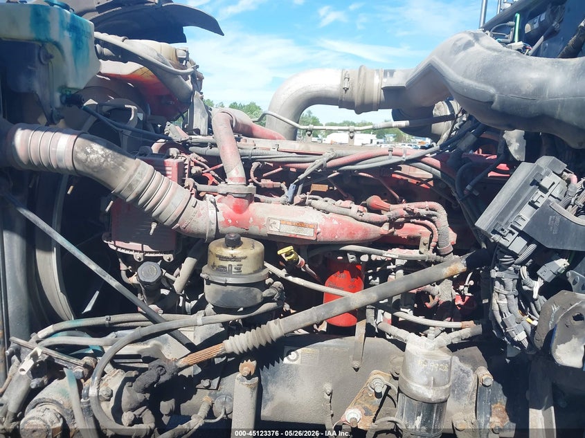 2013 Peterbilt 388 VIN 1NPWX4TX0DD171439 IAAI salvage auction — Unknown, Wait Title, sold $12,650 on 2026-10-13 (photo 9)